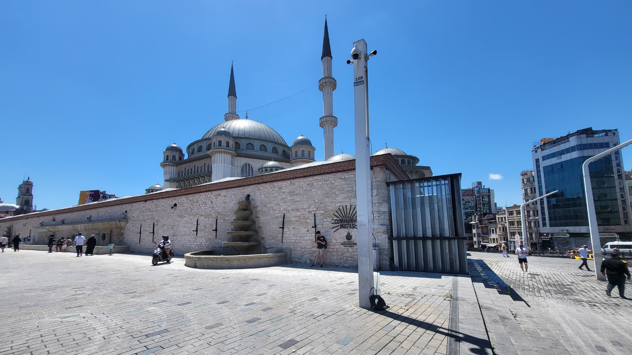 İBB Taksim Meydanı Restorasyonu